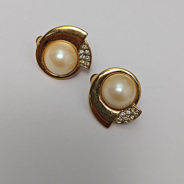 Metal Gold Clip On Earrings