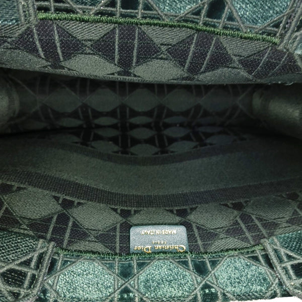 Authenticated pre-owned Book Tote Medium Velvet Green - Tote Bag at Looply
