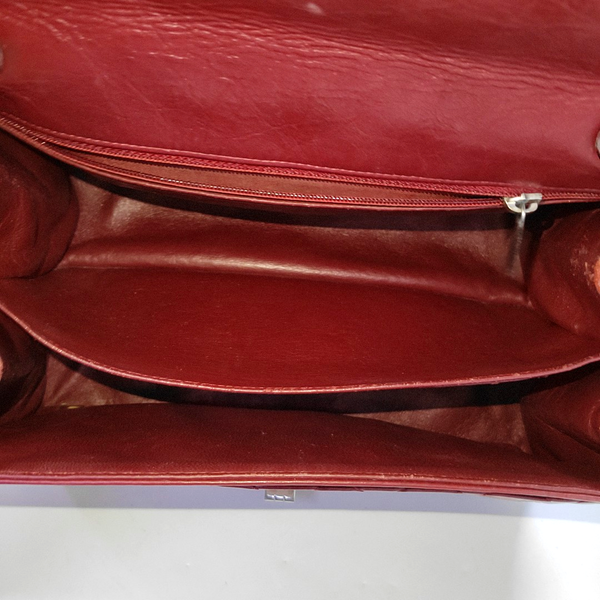 Authenticated pre-owned 2.55 Quilted Calfskin Red - Shoulder Bag at Looply