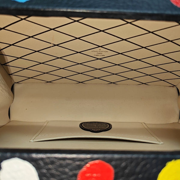 PETITE MALLE Calfskin Black