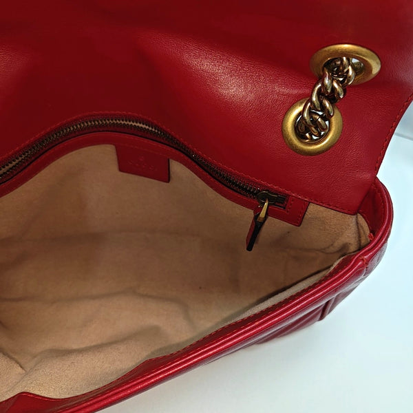 GG Marmont Medium Quilted Calfskin Red