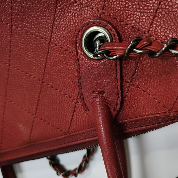 Quilted Grained Calfskin Red