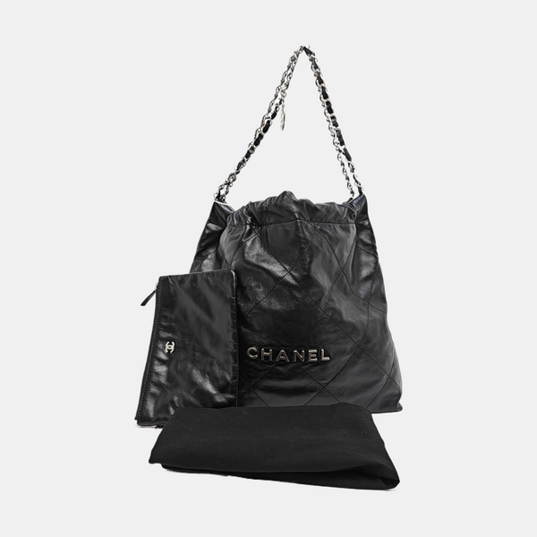 CHANEL 22 Medium Quilted Calfskin Black