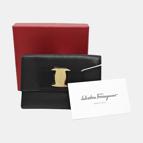 Authenticated pre-owned Vara Calfskin Black Card Holder - Wallet at Looply