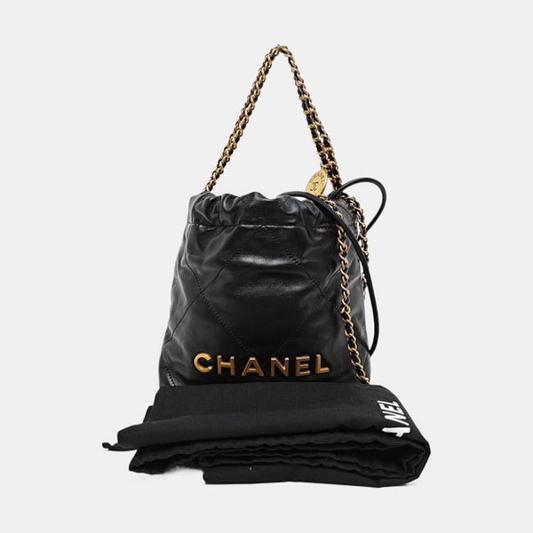 CHANEL 22 Mini Quilted Calfskin Black