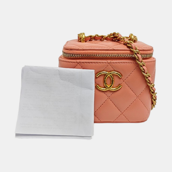 VANITY CASE Mini Quilted Lambskin Pink