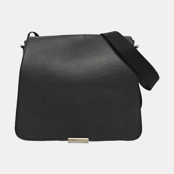 VIKTOR Calfskin Black