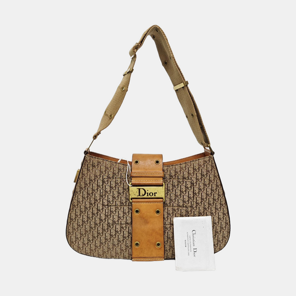 Street Chic Oblique Canvas Brown