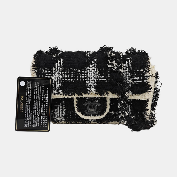 CLASSIC FLAP Mini Quilted Black