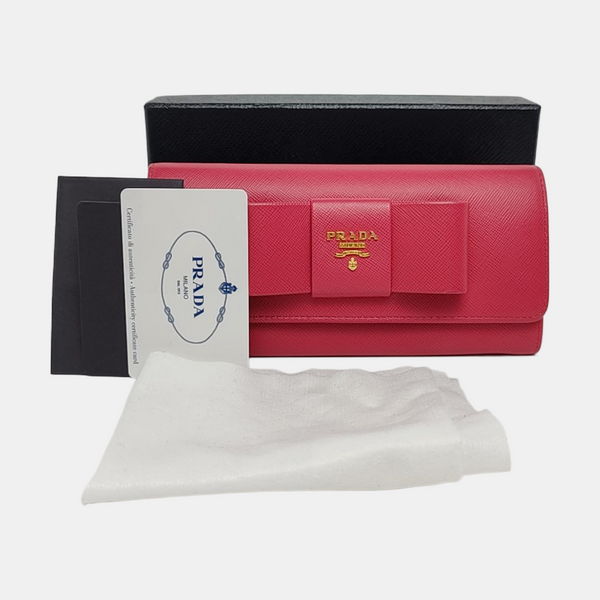 Fiocco Bow Calfskin Pink Wallet