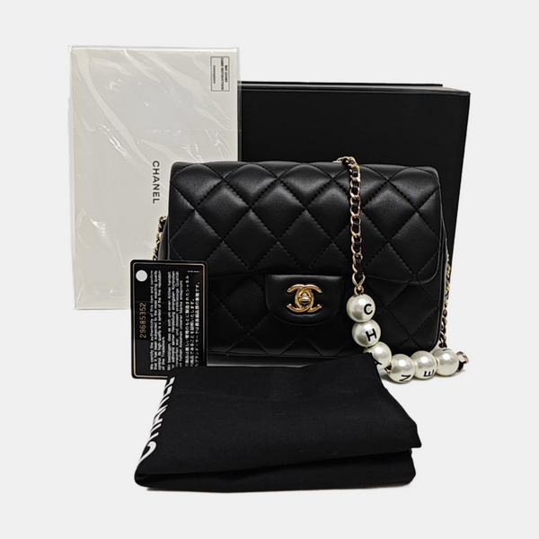 CLASSIC FLAP Mini Quilted Lambskin Black