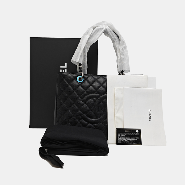 CHANEL GST Large Quilted Grained Calfskin Black