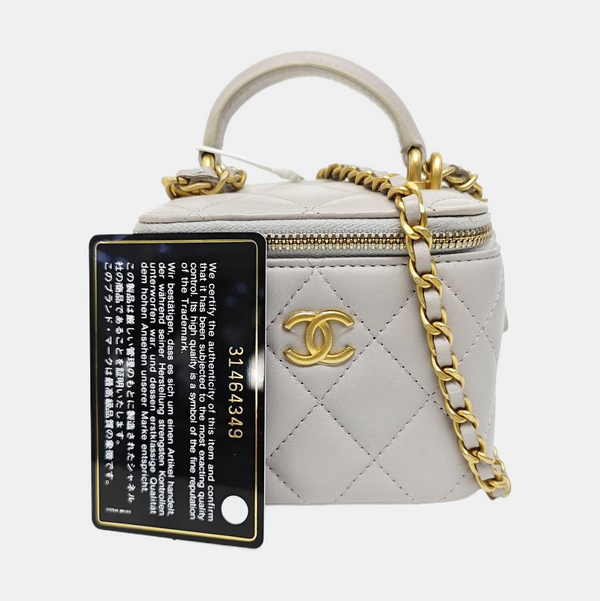 VANITY CASE Mini Quilted Lambskin Gray
