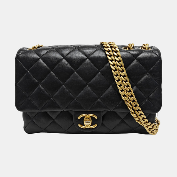 CLASSIC FLAP Small Quilted Lambskin Black
