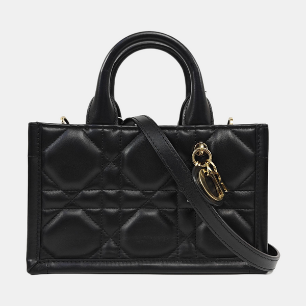 Mini Dior Book Tote Piel de becerro Macrocannage negra