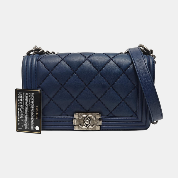 BOY CHANEL Medium Quilted Calfskin Blue