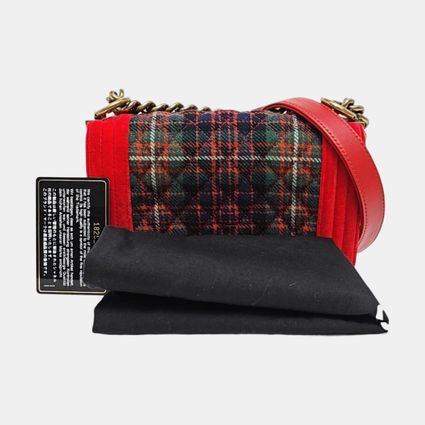 BOY CHANEL Small Quilted Velvet Red