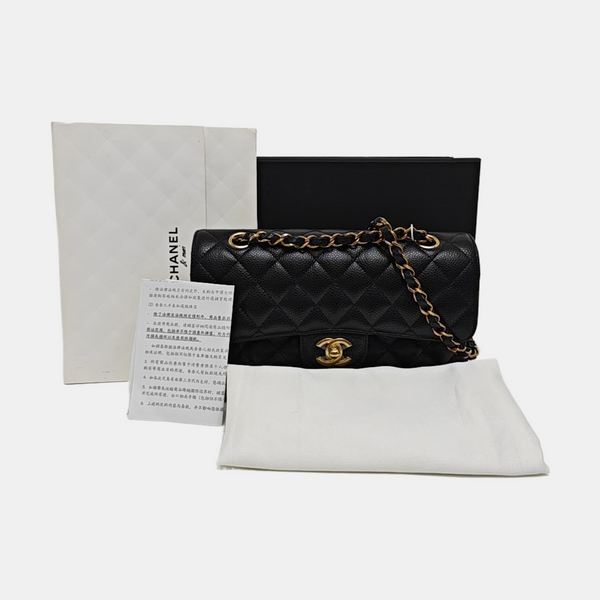 CLASSIC FLAP Small Quilted Grained Calfskin Black