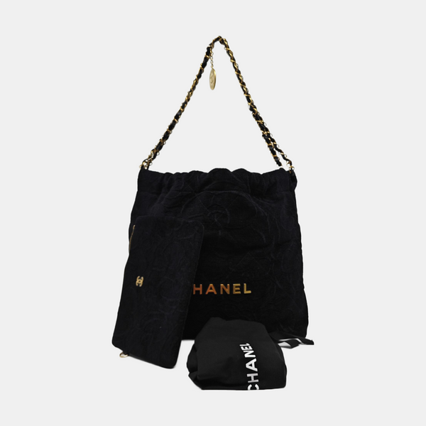 CHANEL 22 Small Quilted Velvet Black