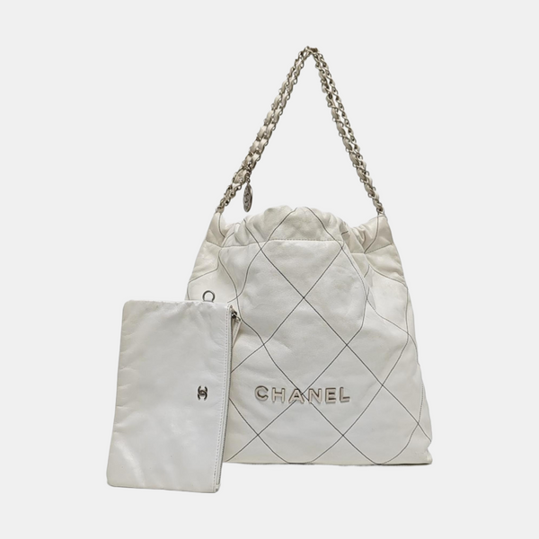 CHANEL 22 Medium Quilted Calfskin White