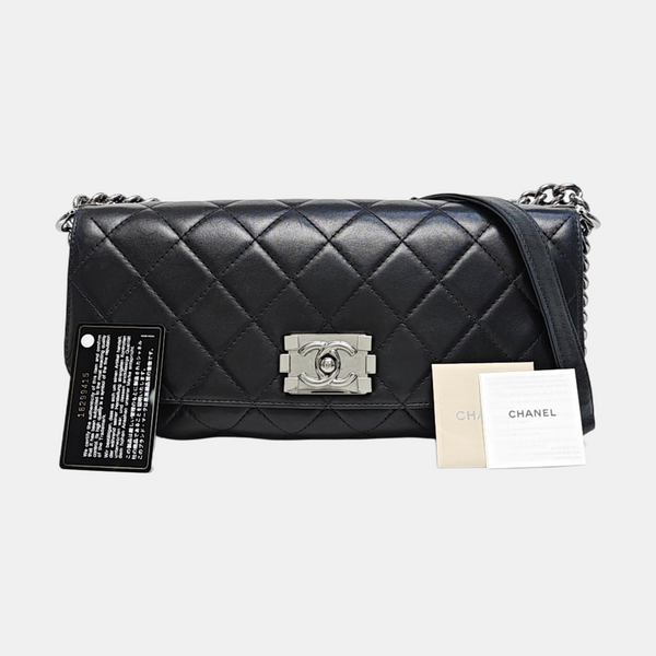 Authenticated pre-owned BOY CHANEL Quilted Lambskin Black - Shoulder Bag at Looply