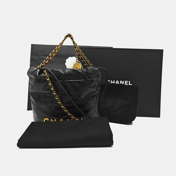CHANEL 22 Mini Quilted Calfskin Black