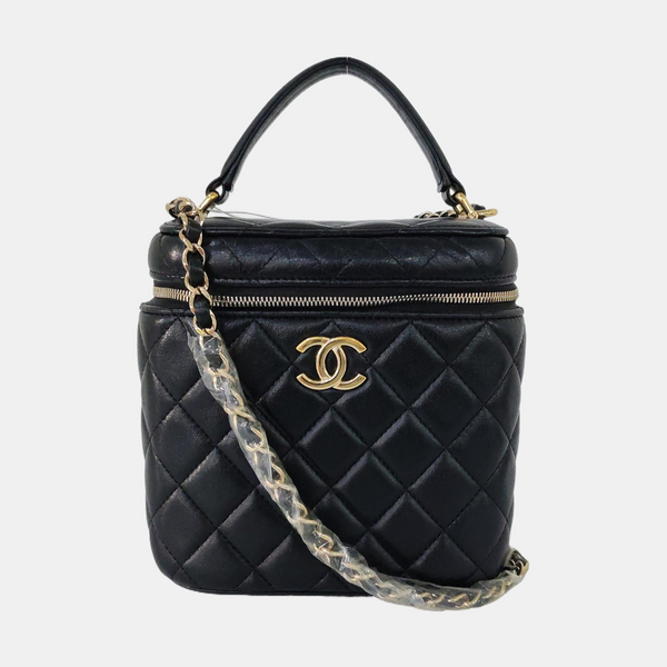 Authenticated pre-owned VANITY CASE Quilted Lambskin Black - Shoulder Bag at Looply