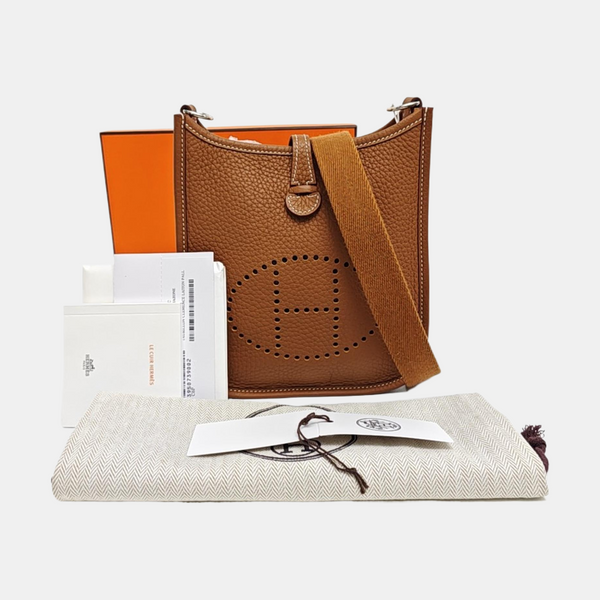 Evelyne TPM Clemence Brown