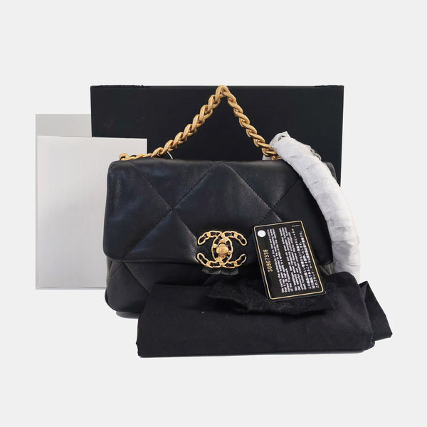CHANEL 19 Small Quilted Lambskin Black