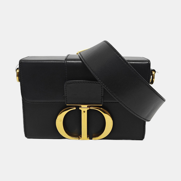 Authenticated pre-owned 30 Montaigne Calfskin Black - Shoulder Bag at Looply