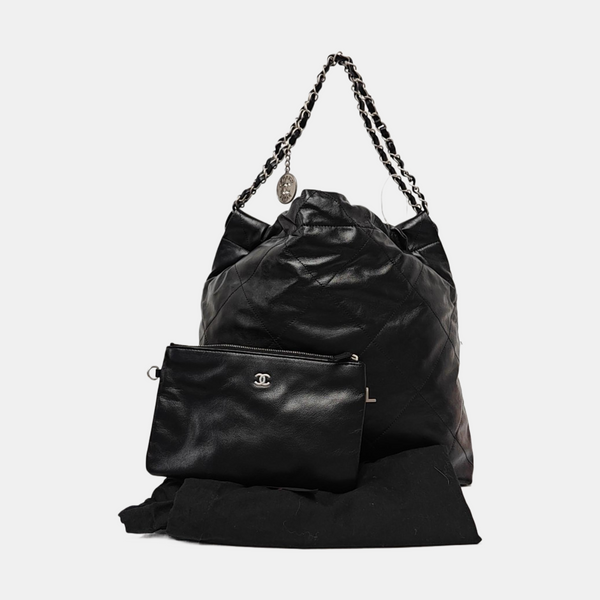 CHANEL 22 Small Quilted Calfskin Black