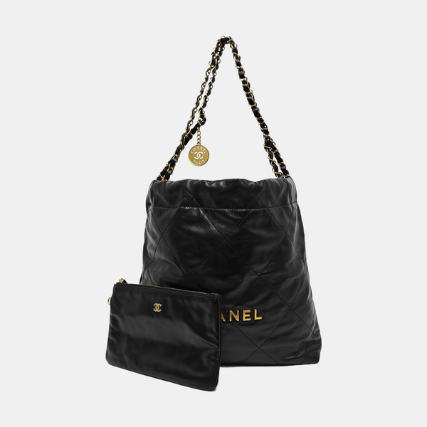 CHANEL 22 Small Quilted Calfskin Black