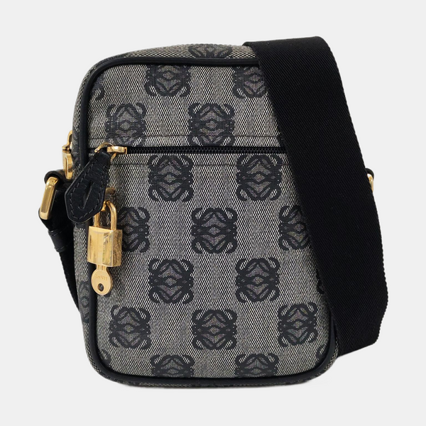Monogram Canvas Gray