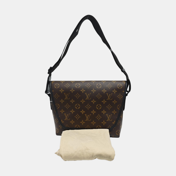 MAGNETIC Monogram Coated Canvas Brown