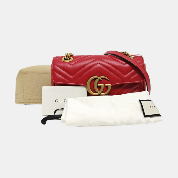 GG Marmont Pequeño Piel Acolchada Roja