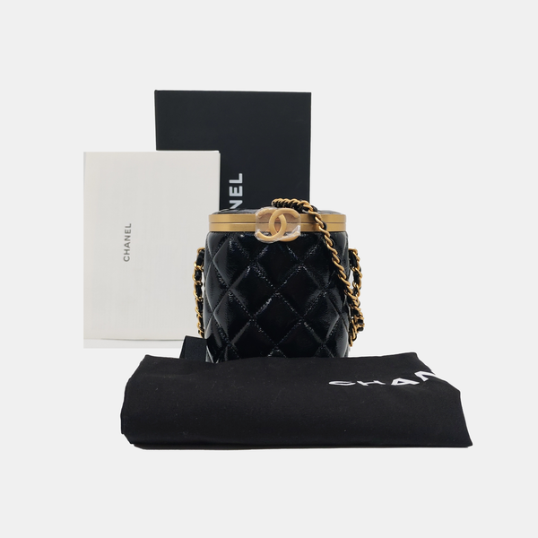 TOCADOR CROWN BOX Piel de cordero charol acolchado Negro