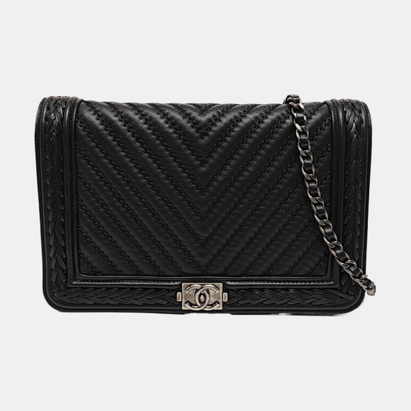 BOY CHANEL Mini Chevron Calfskin Black
