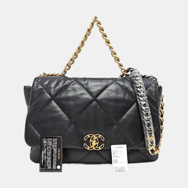 CHANEL 19 Maxi Quilted Lambskin Black