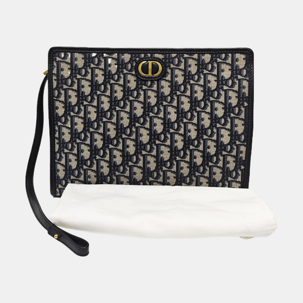 Authenticated pre-owned 30 Montaigne Monogram Canvas Beige - Top Handle Bag at Looply