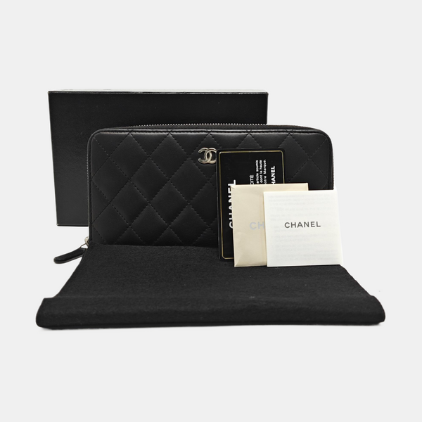 CLASSIC FLAP Mini Quilted Lambskin Black Wallet