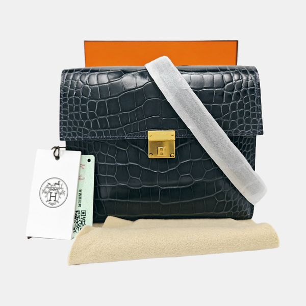Clic 16 Shiny Porosus Crocodile Blue