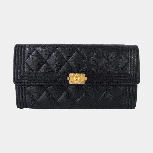 Cartera Boy Chanel de Piel de Becerro Granulada Acolchada Negra