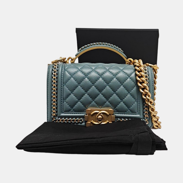 BOY CHANEL Small Quilted Calfskin Green