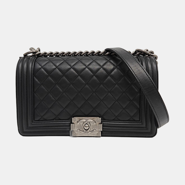 BOY CHANEL Medium Quilted Calfskin Black
