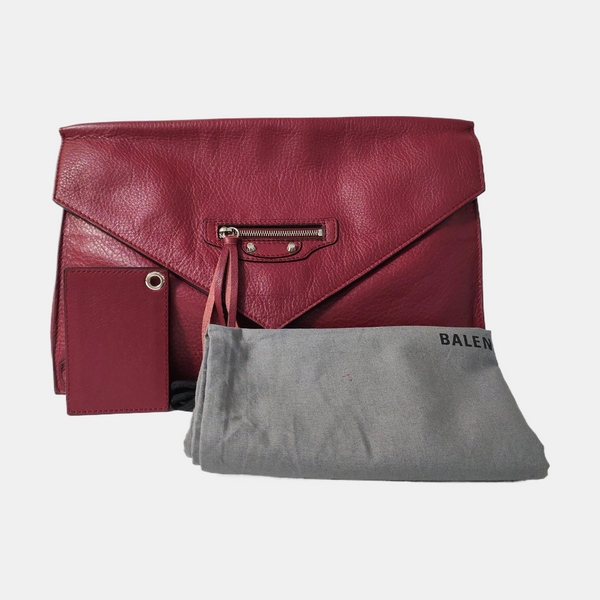 Authenticated pre-owned Papier Calfskin Burgundy - Clutch at Looply