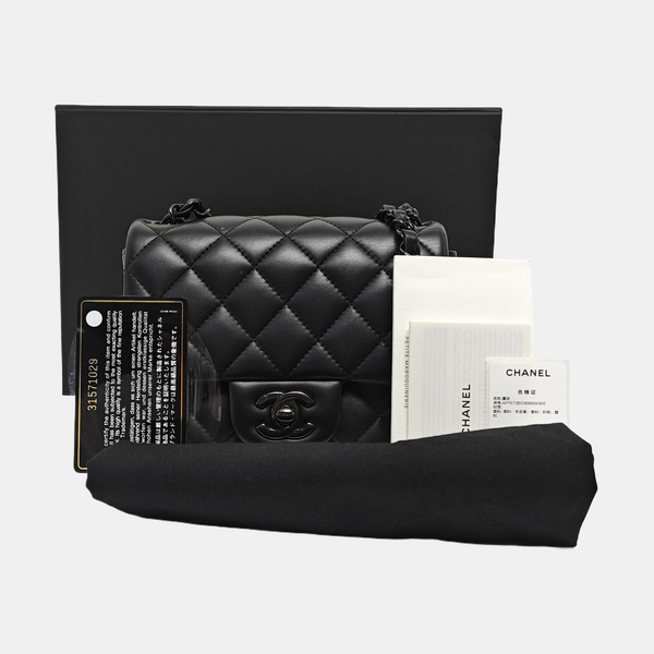 CLASSIC FLAP Mini Quilted Lambskin Black