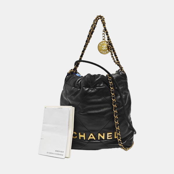 CHANEL 22 Mini Quilted Calfskin Black