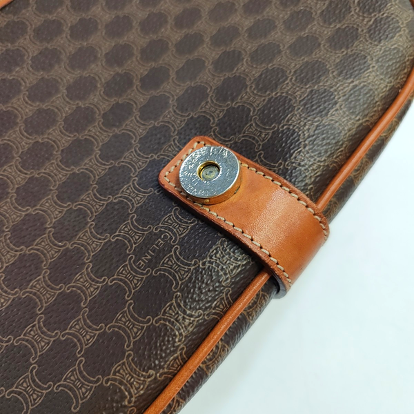 Coated Canvas Brown