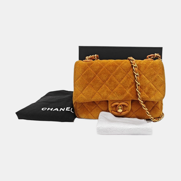 CLASSIC FLAP Mini Quilted Calfskin Beige