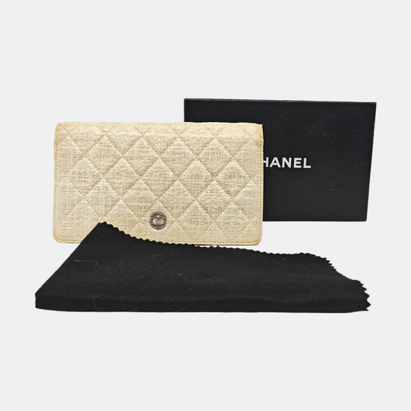 Quilted Special Material Wallet Beige